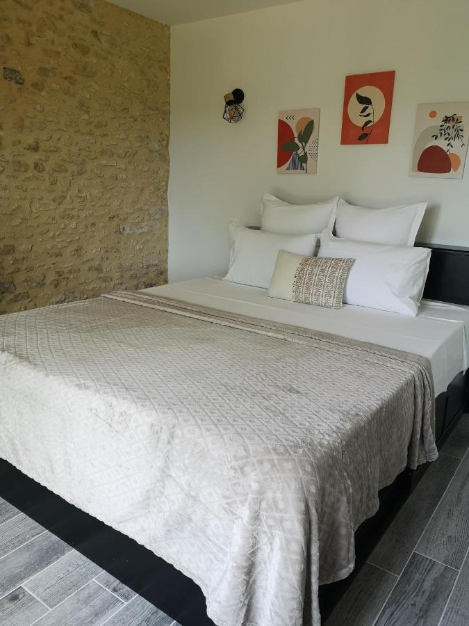Domaine De Lascaux Bed and Breakfast Montignac-Lascaux Buitenkant foto