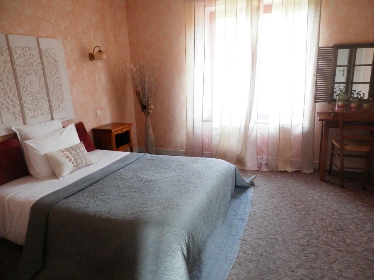Domaine De Lascaux Bed and Breakfast Montignac-Lascaux Buitenkant foto